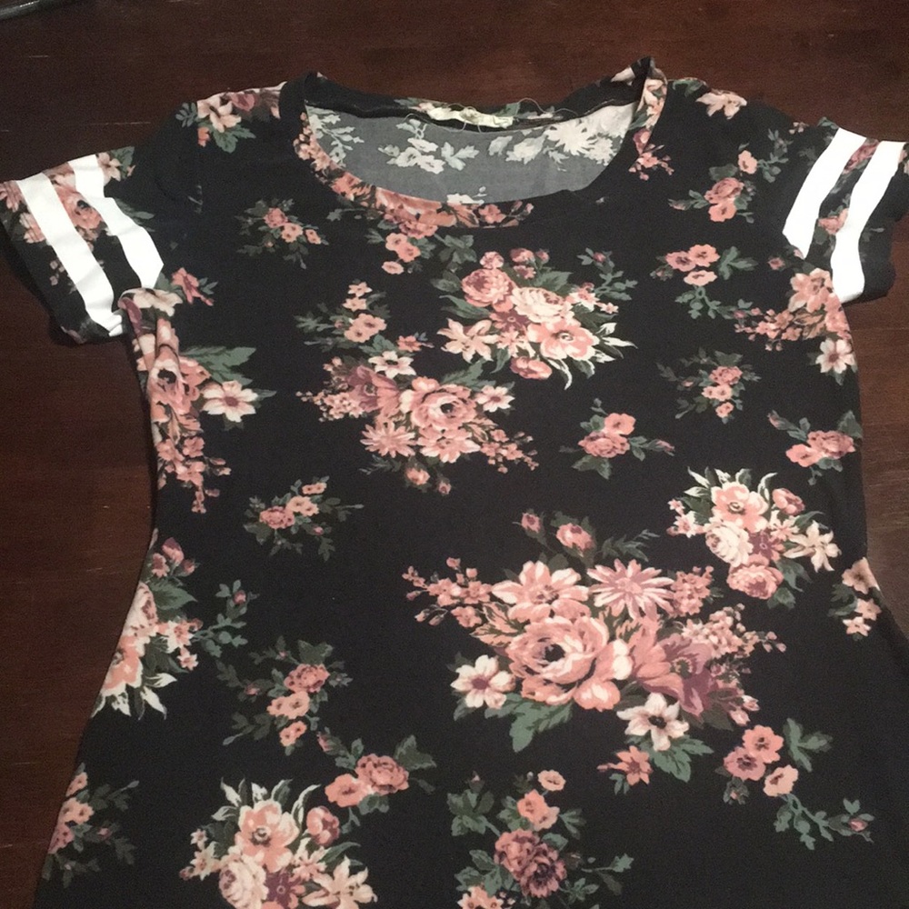 Cute Floral Mini Dress!!